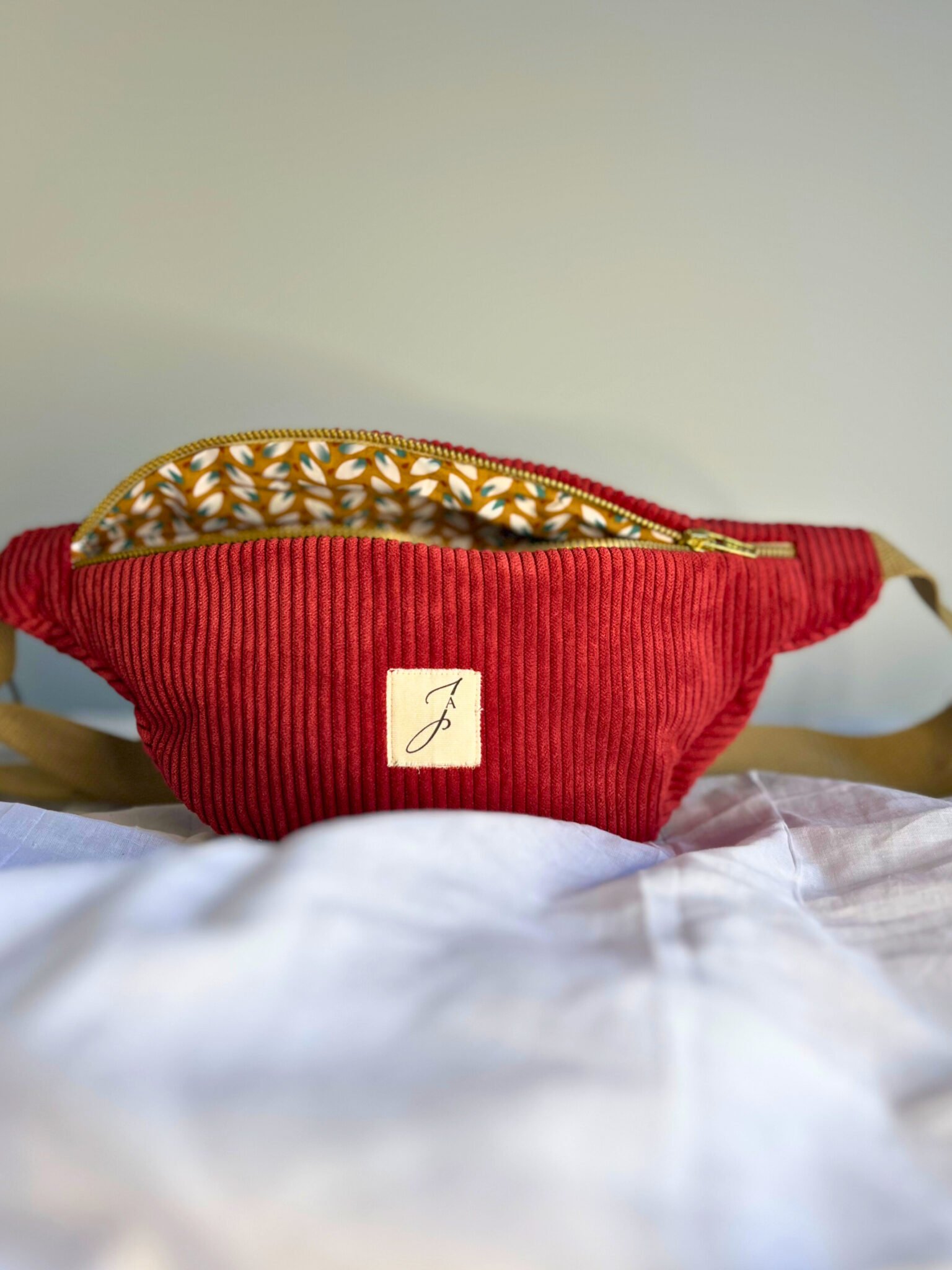 bf97154f-e227-4b9a-8a64-080ce06be650