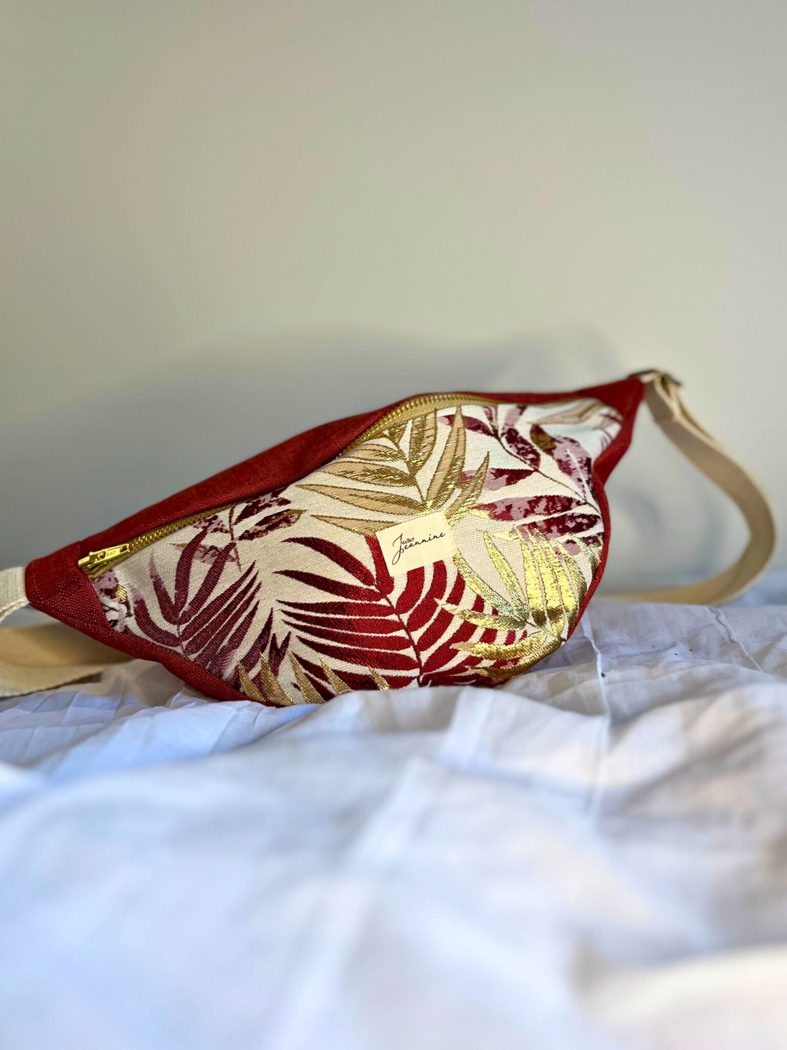 c4a392e2-6726-43ff-9ca7-f1775e98622e