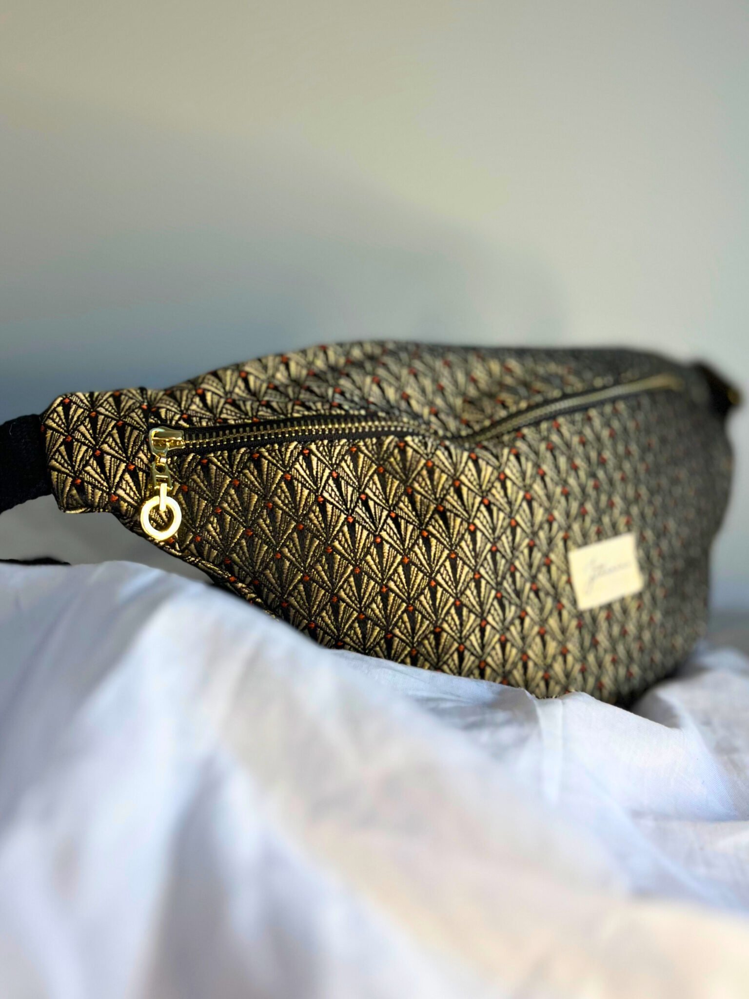 e63238d5-8874-4f25-b0d7-1412d9b0abee